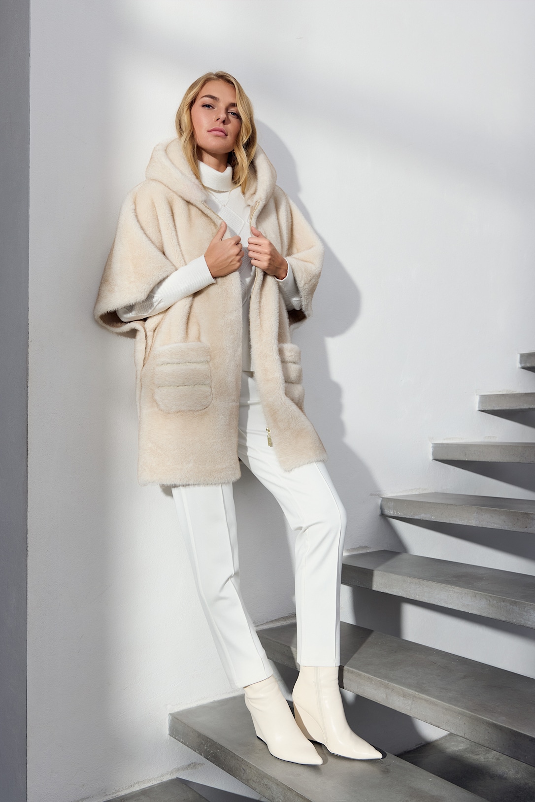 Fur Cape